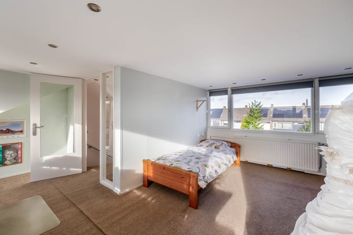 Tussenwoning te koop: Rozenplantsoen 16, Moordrecht