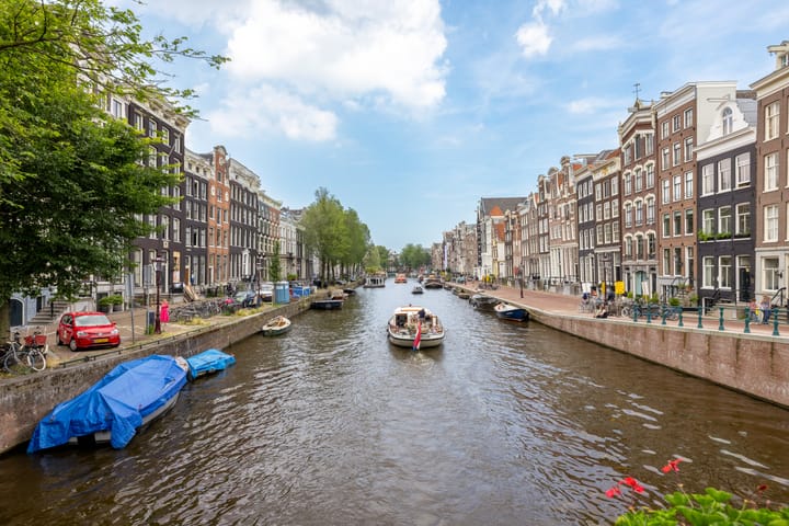 Tussenwoning te koop: Herenstraat 1, Amsterdam