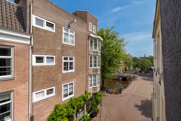Tussenwoning te koop: Herenstraat 1, Amsterdam