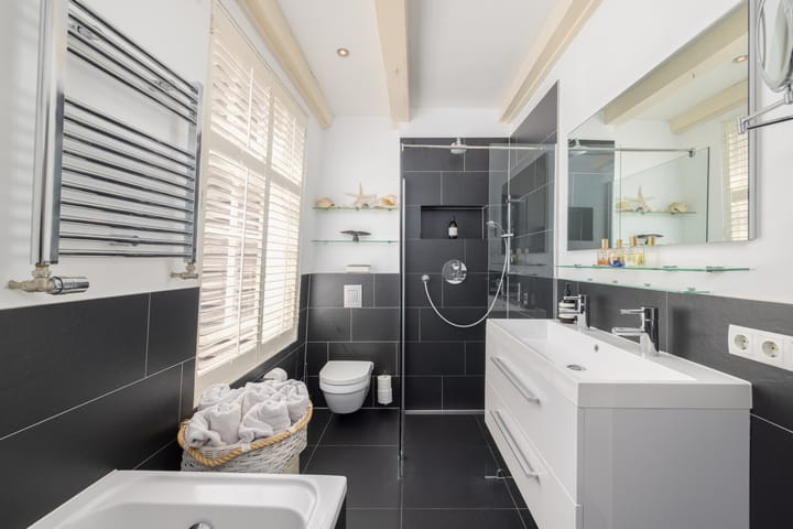 Tussenwoning te koop: Herenstraat 1, Amsterdam