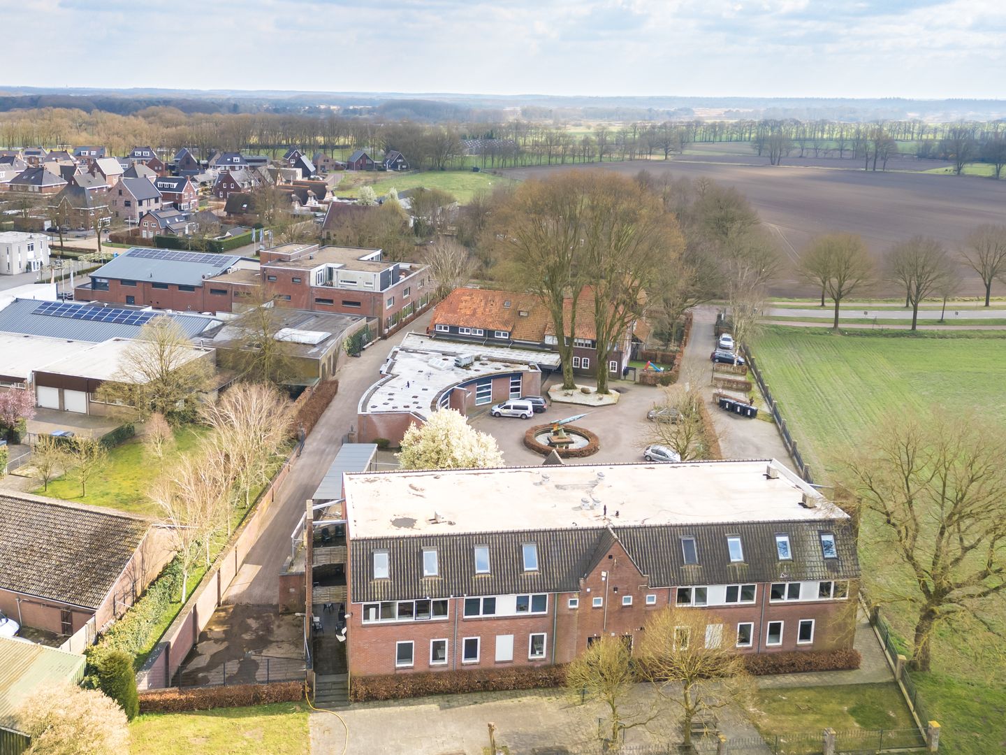 Bekijk foto 4 van Alphenseweg 4-e