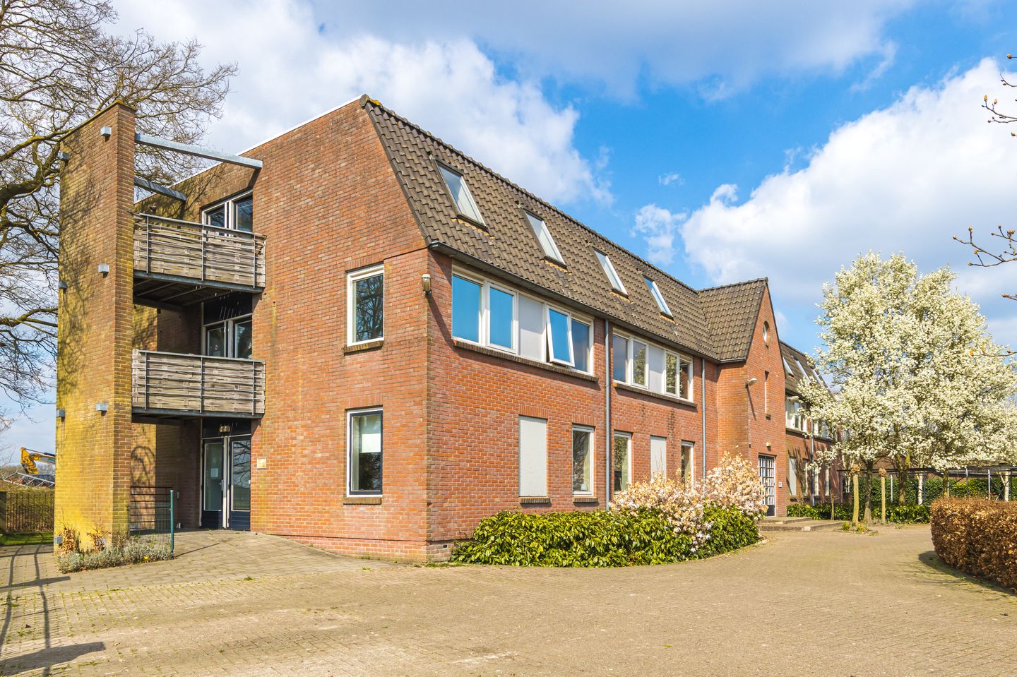 Bekijk foto 3 van Alphenseweg 4-e