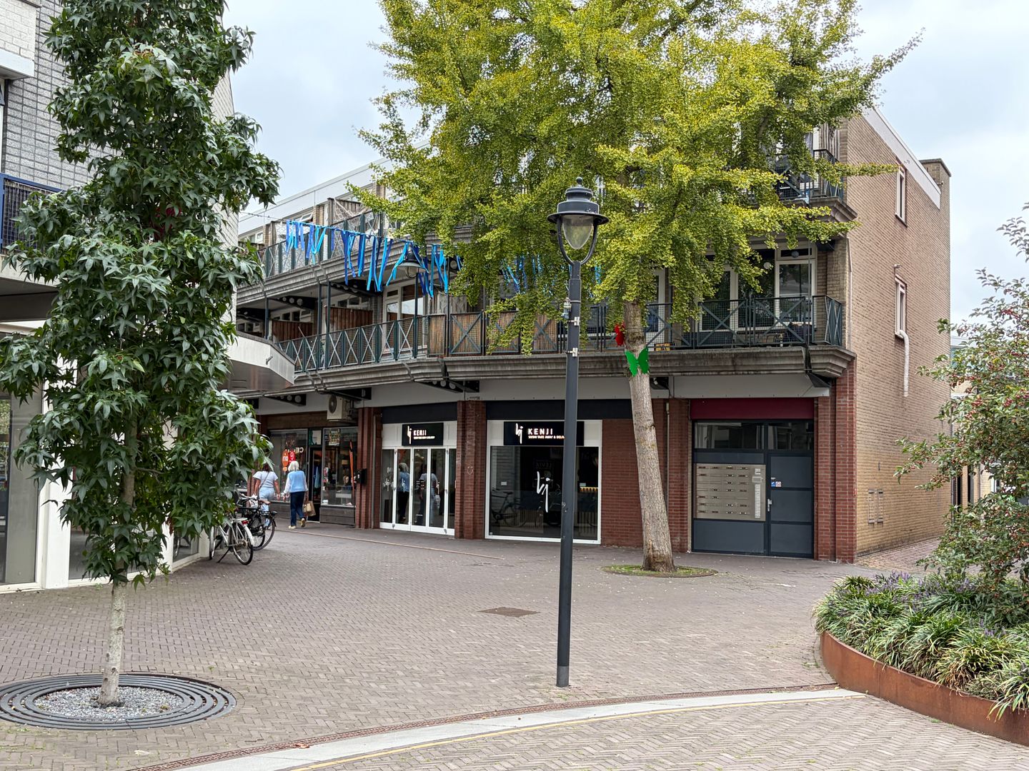Bekijk foto 2 van Galerij 11