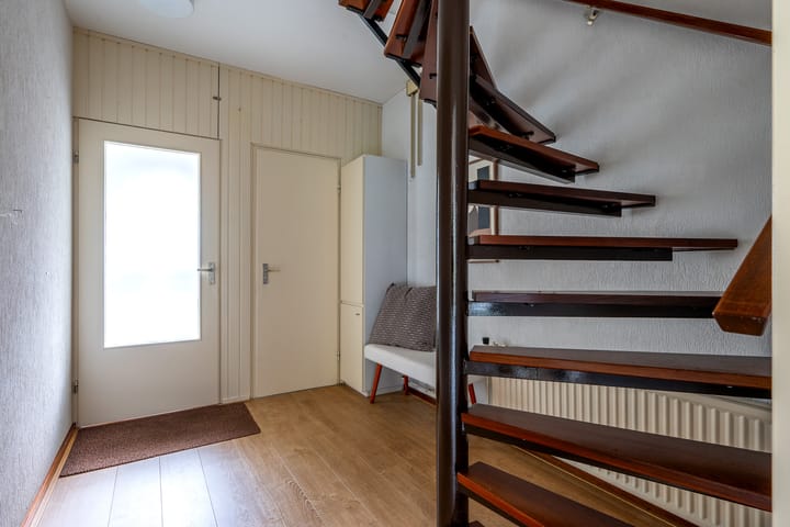 Tussenwoning te koop: Van Gendtlaan 8, Woudenberg