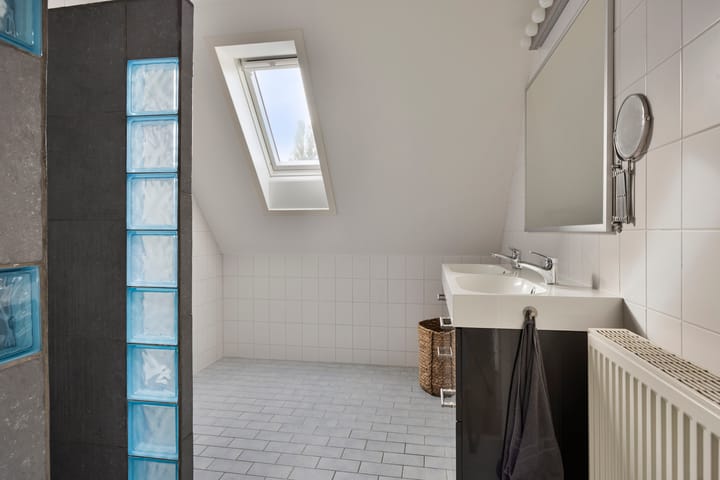 Tussenwoning te koop: Troelstraplein 64, Meppel