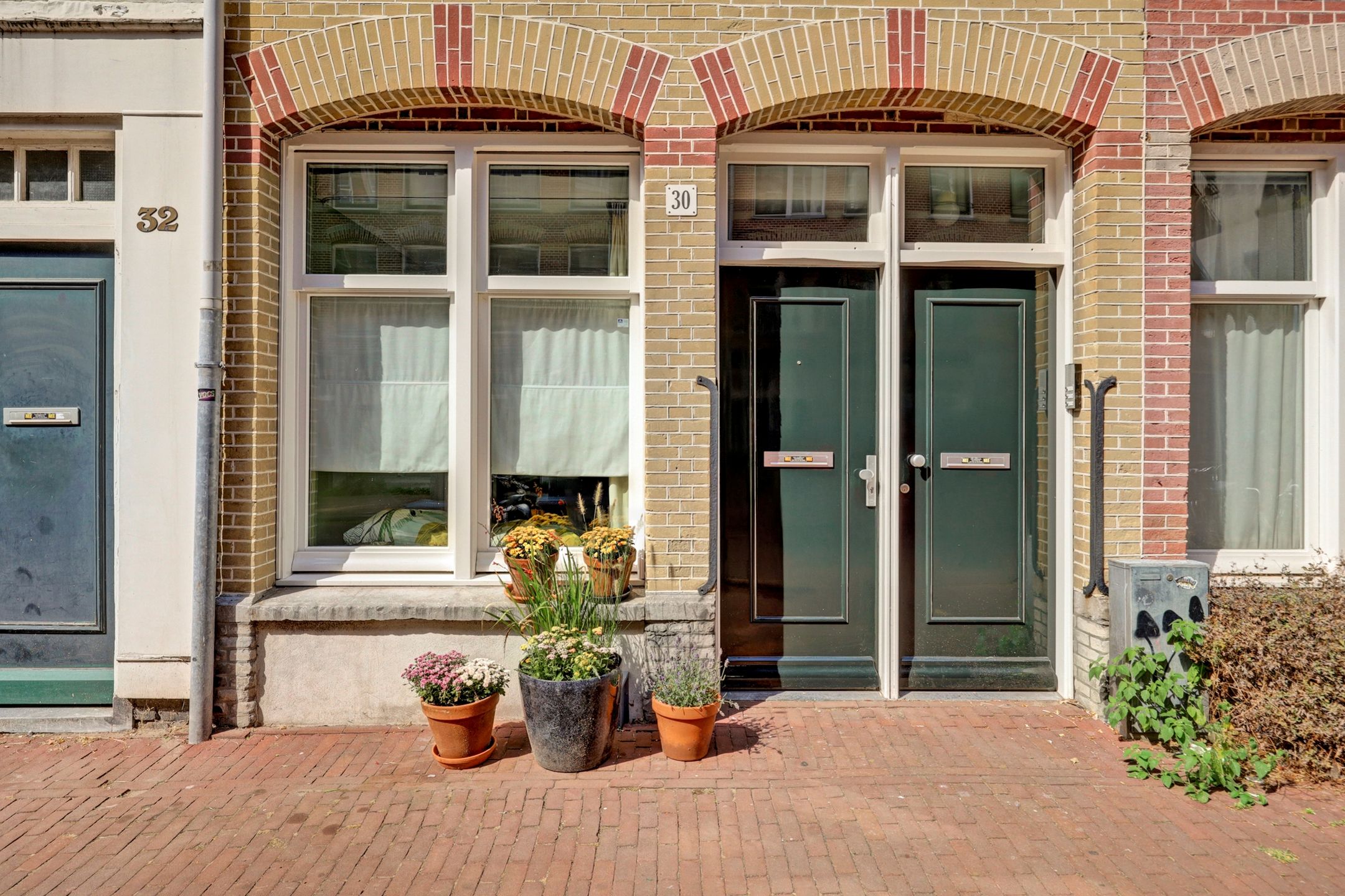 Photo 21 of Van Boetzelaerstraat 30-H