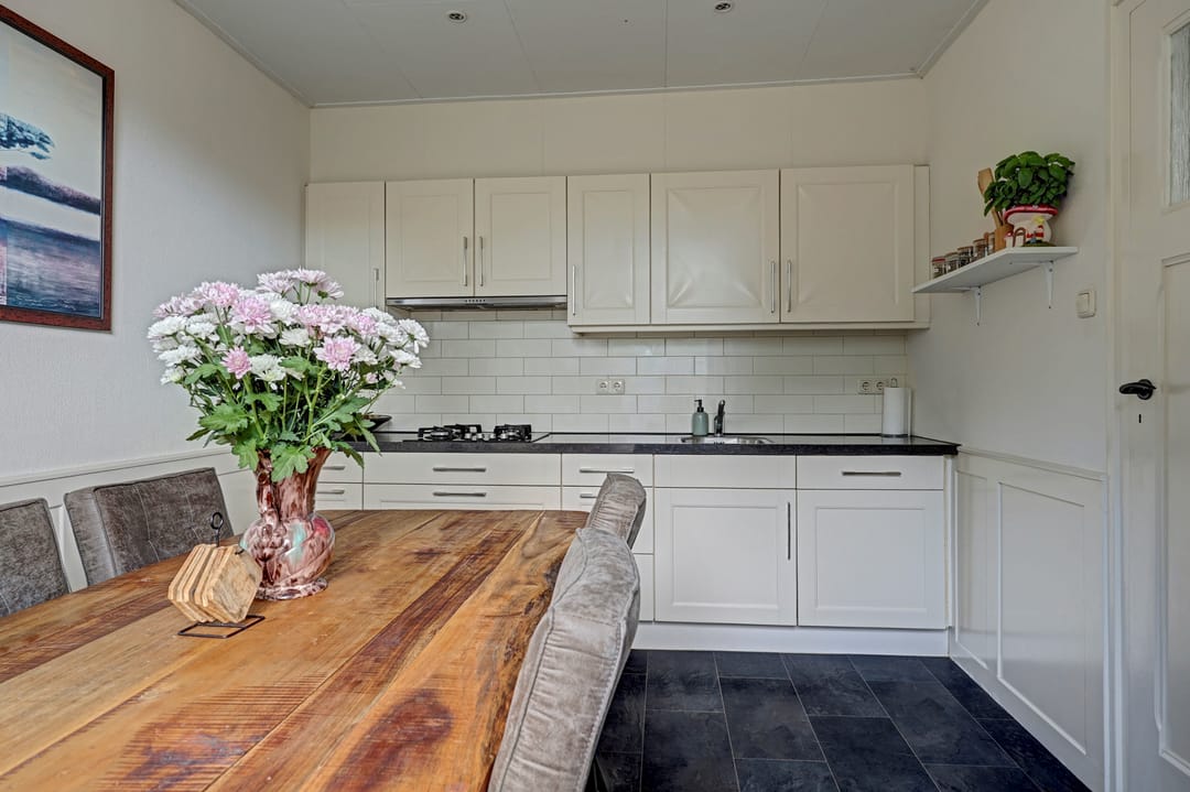 Photo 13 of Dennis Leestraat 57