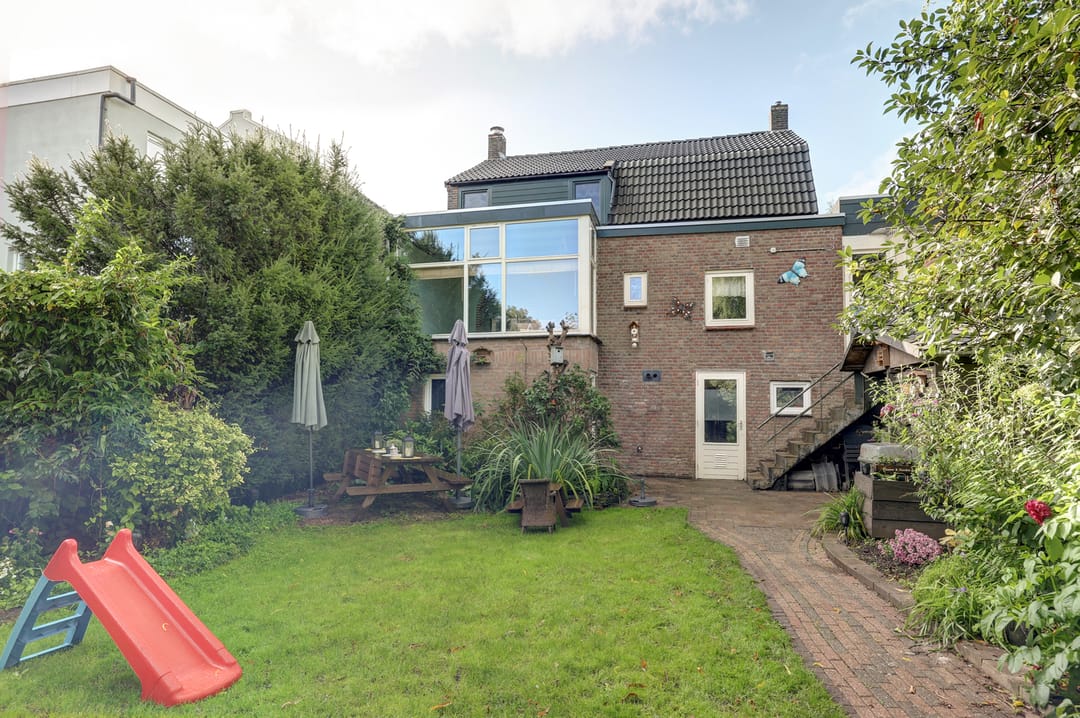 Photo 43 of Dennis Leestraat 57