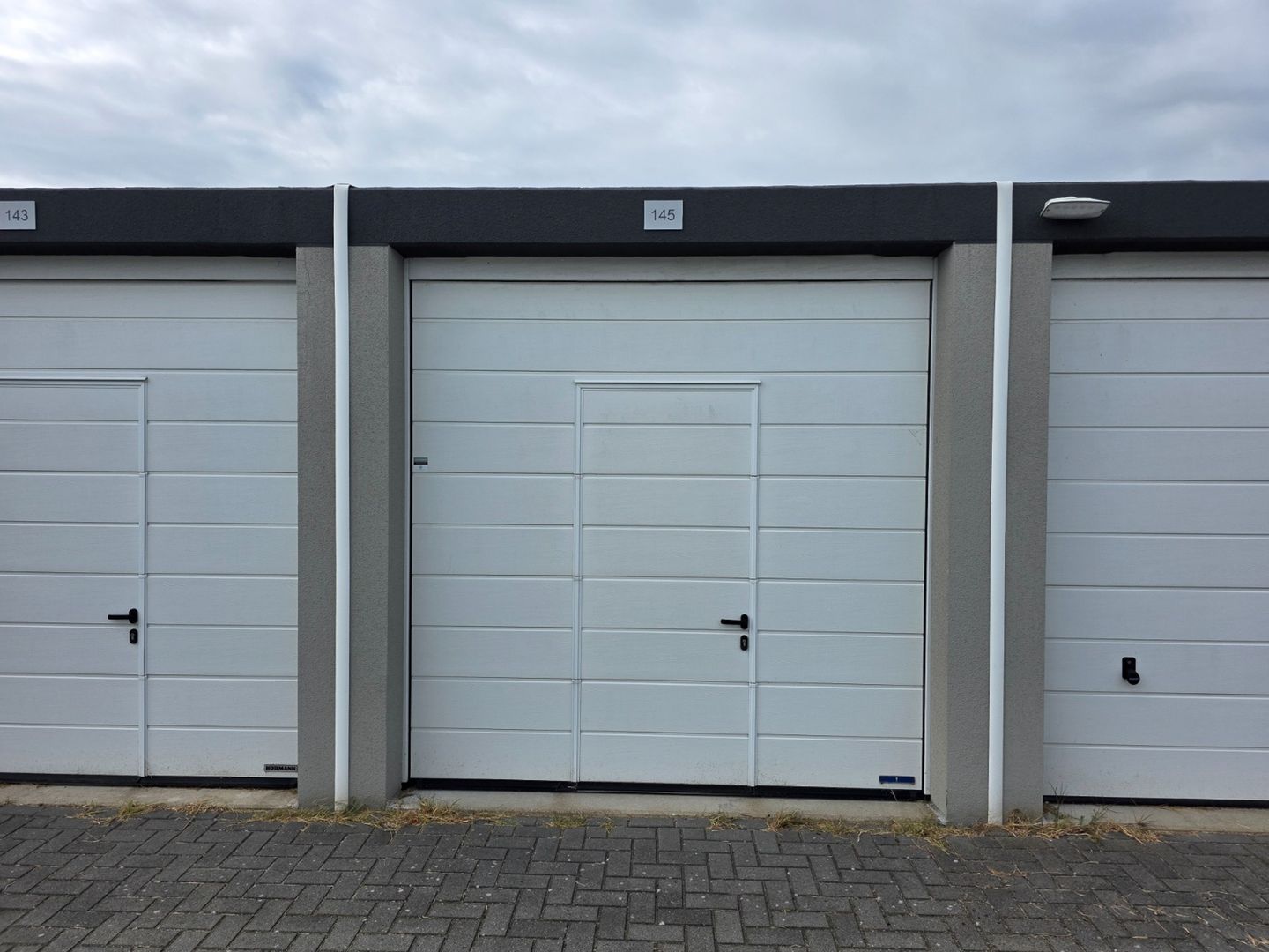 Bekijk foto 1 van Dorsvloerweg 145