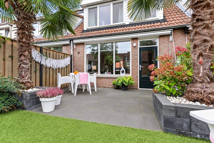 Foto 4 van Vincent van Goghstraat 17