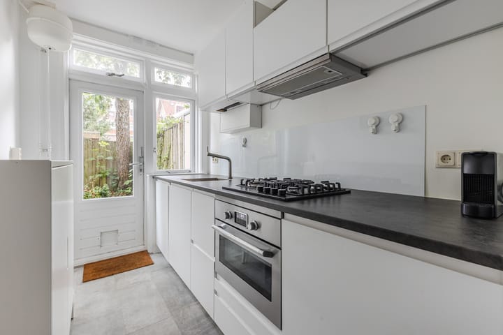 Appartement te koop: Veeteeltstraat 99A, Amsterdam