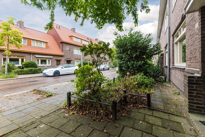 Appartement te koop: Veeteeltstraat 99A, Amsterdam