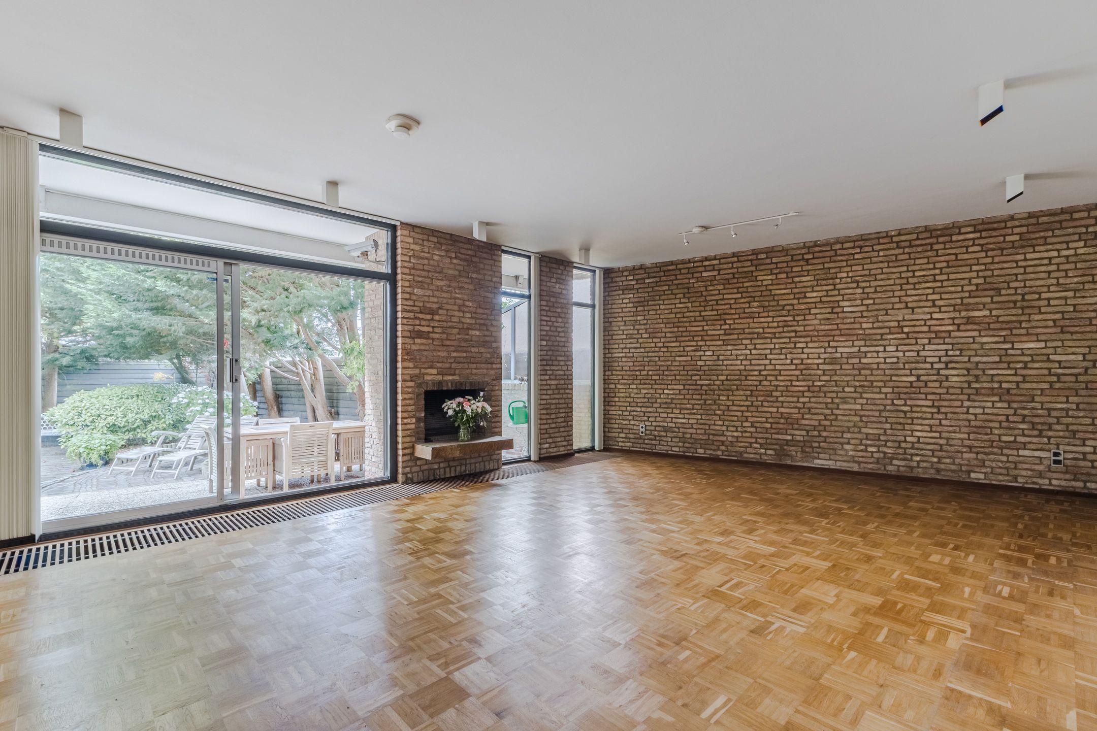 Photo 12 of Raadhuisstraat 21