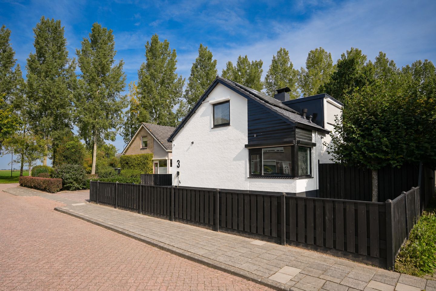 Foto 1 van Dokter van Vuurestraat 3