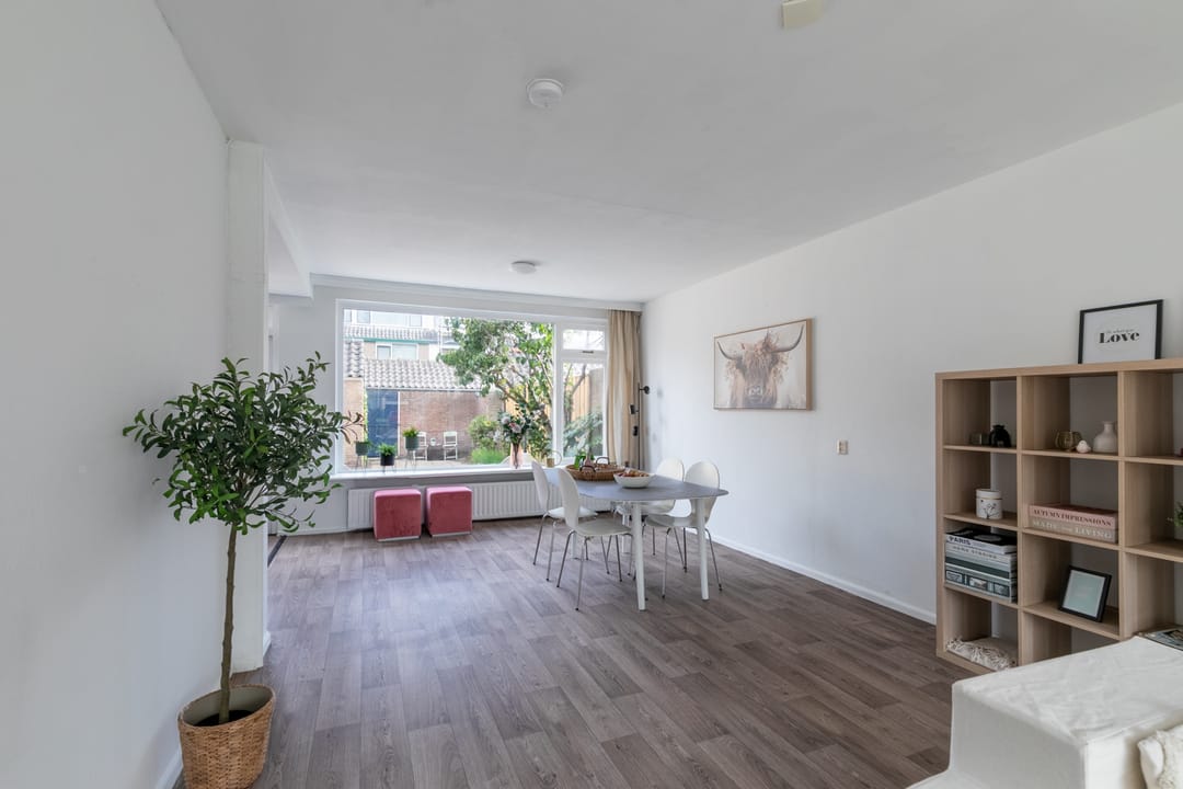 Photo 16 of Doenradestraat 35