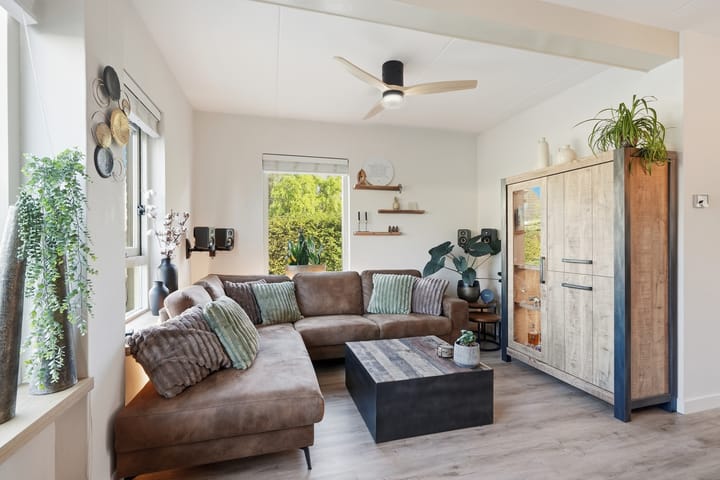 Hoekwoning te koop: S. van der Molenstrjitte 6, Wijnaldum