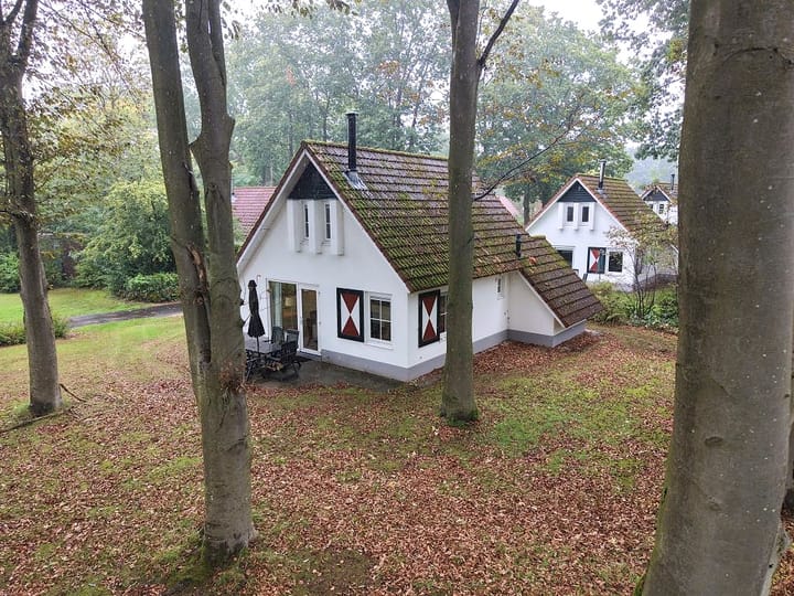 Foto 5 van Zwembadweg 1