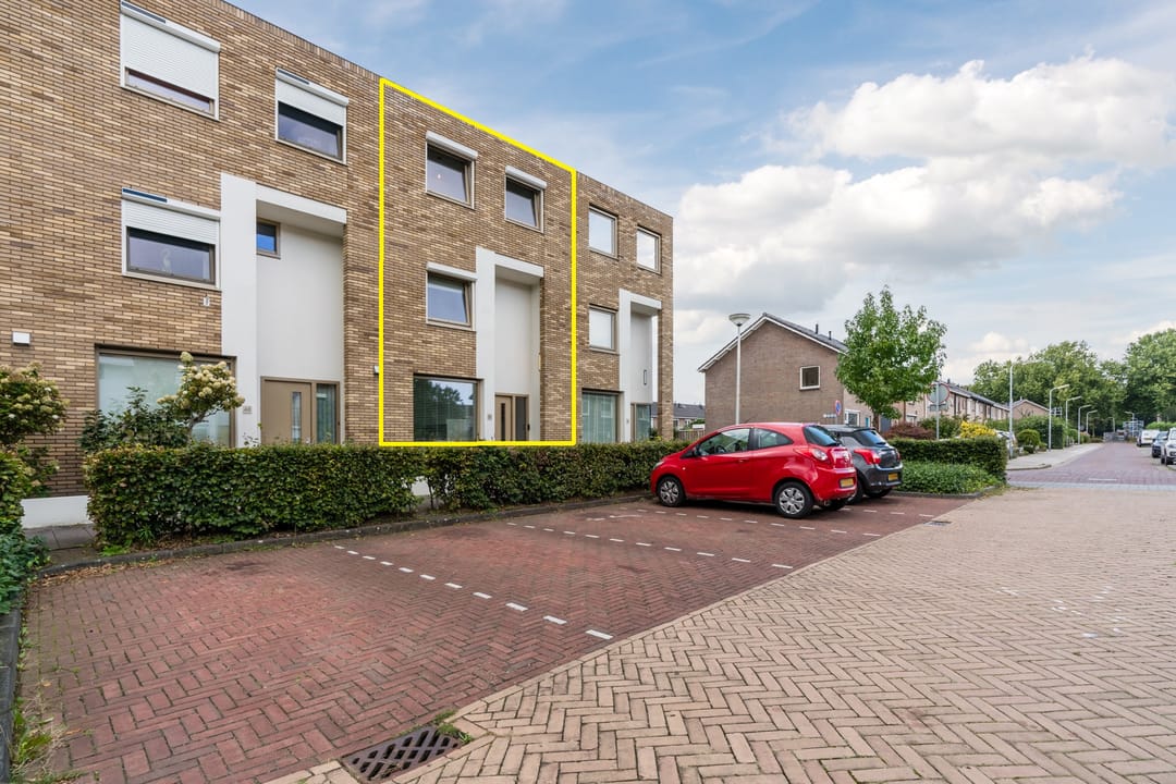 Photo 1 of Kuyperstraat 46