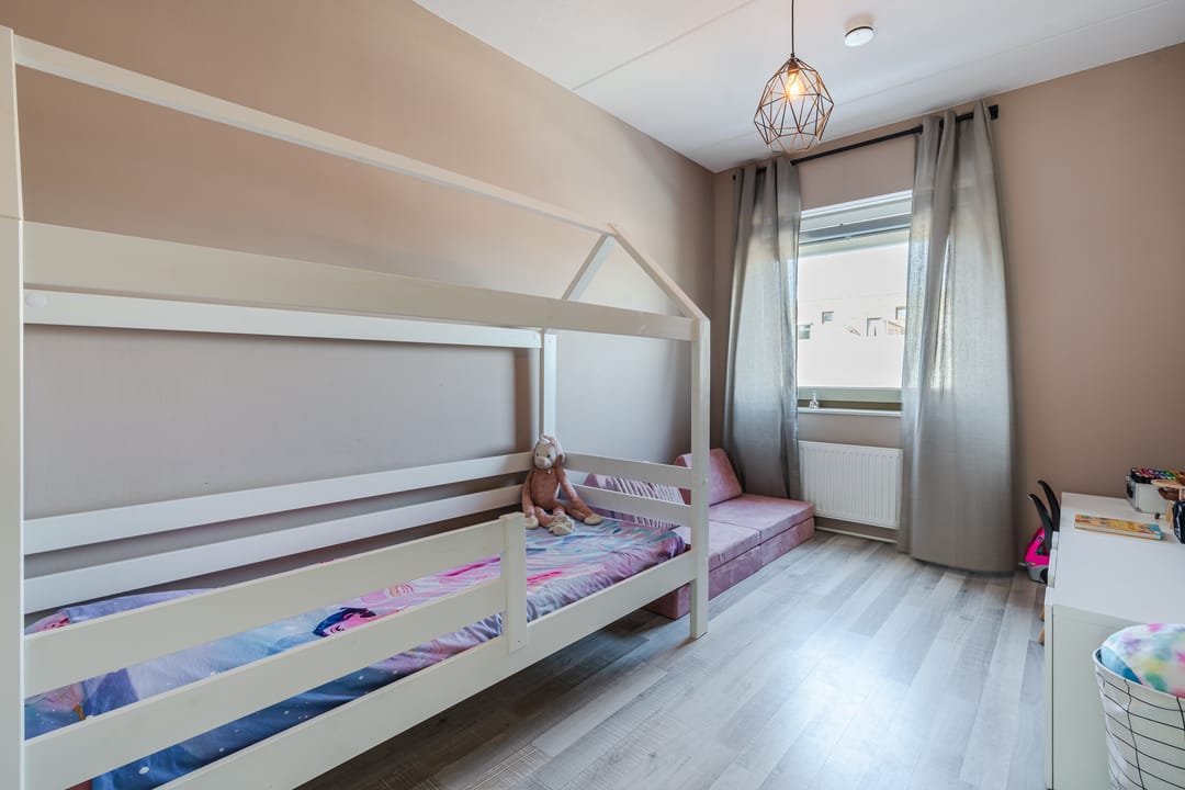 Photo 16 of Kuyperstraat 46