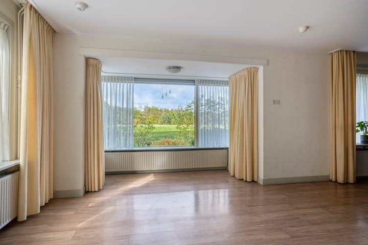 Vrijstaande woning te koop: Loenenseweg 150, Eerbeek