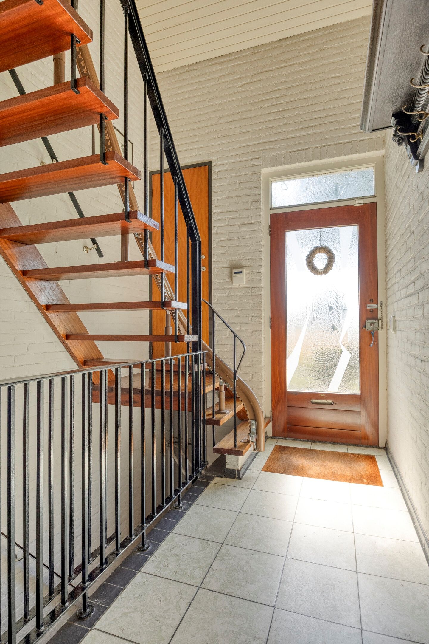 Photo 10 of Hoekstraat 2