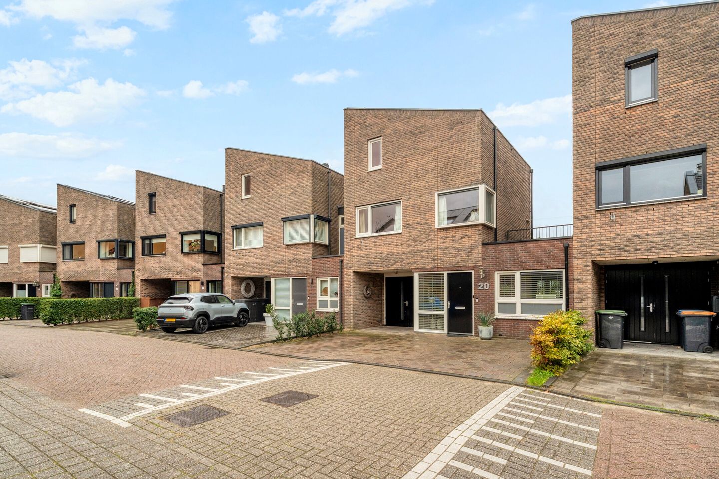 Foto 1 van Voorsteven 20