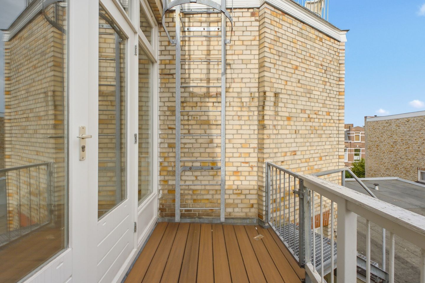 View photo 3 of Weimarstraat 354