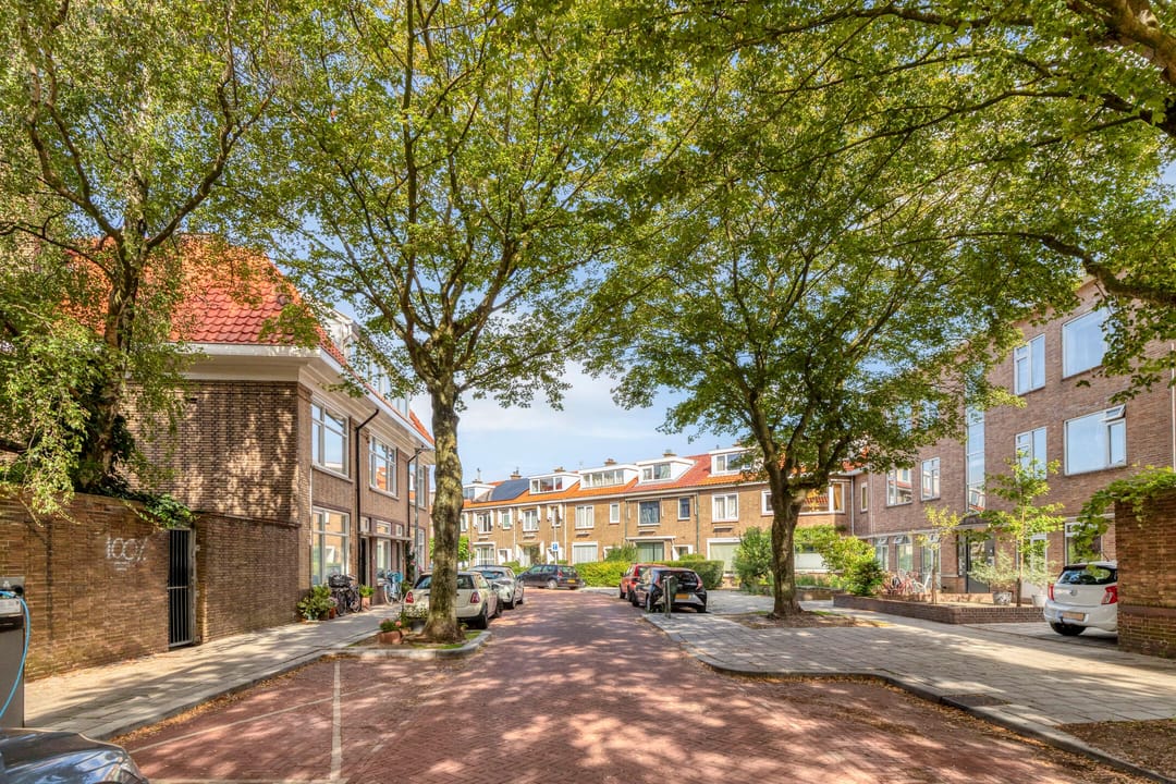 Photo 22 of Nieuwediepstraat 82