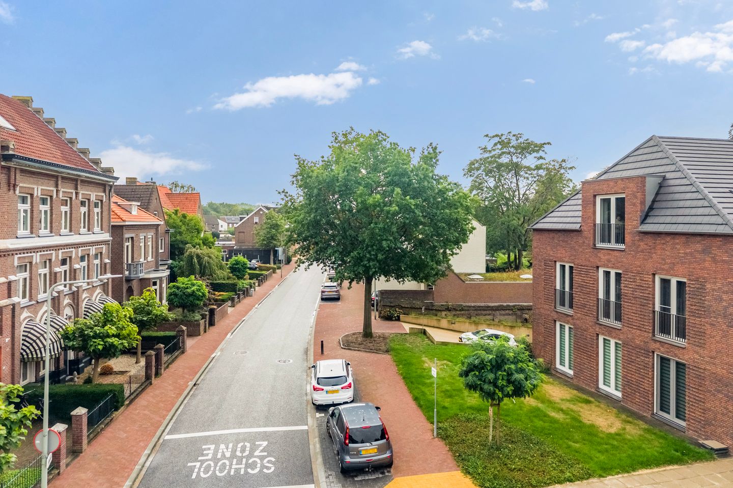 Photo 40 of Heinsbergerweg 12-C01