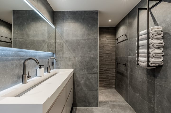 Tussenwoning te koop: Gijsbertje Louffhof 3, Weesp