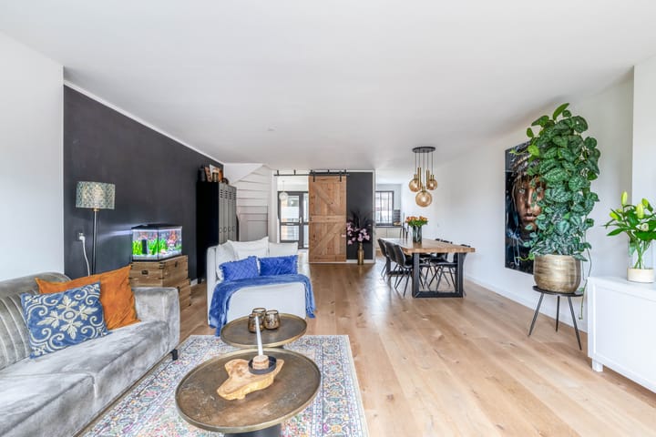 Tussenwoning te koop: Muntstraat 74, Lisserbroek