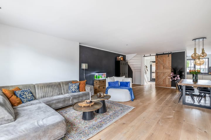 Tussenwoning te koop: Muntstraat 74, Lisserbroek
