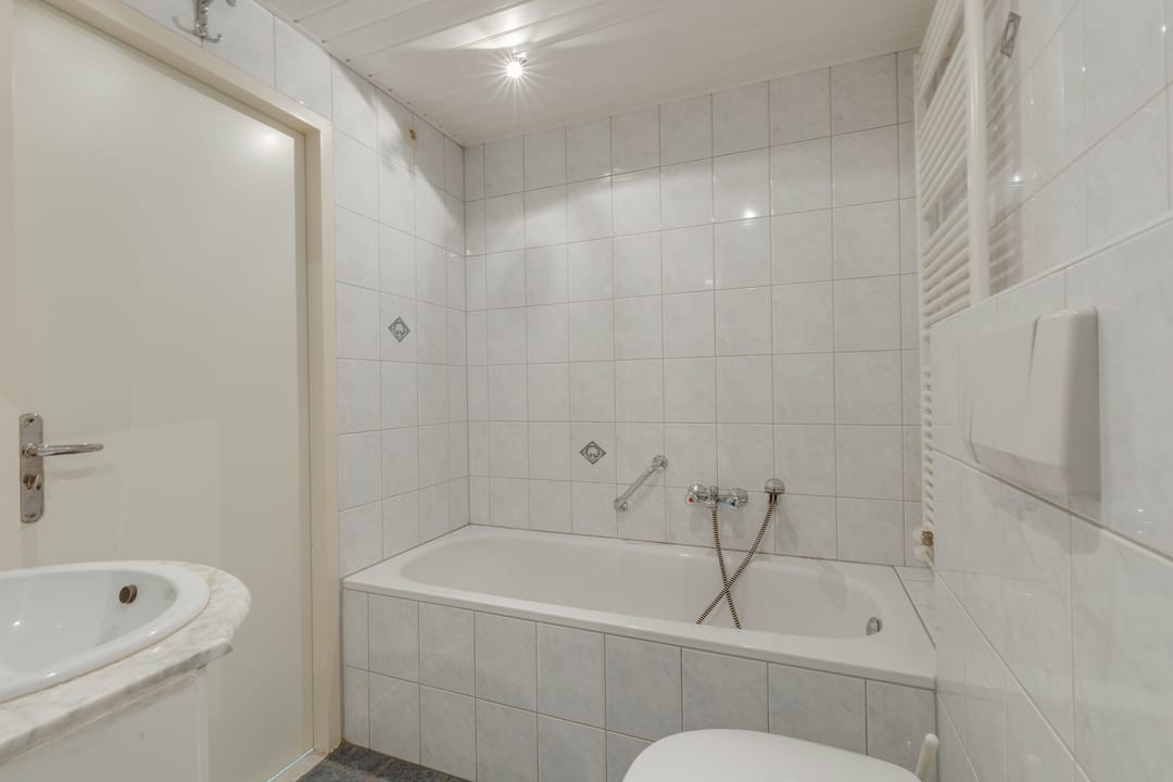 Foto 32 van Dominee Bulensstraat 12