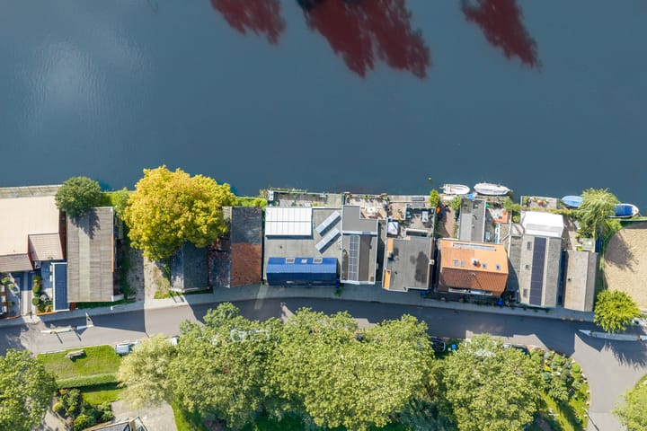 Tussenwoning te koop: Lange Stammerdijk 71, Amsterdam