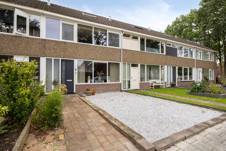 Foto 2 van Eikenhage 8