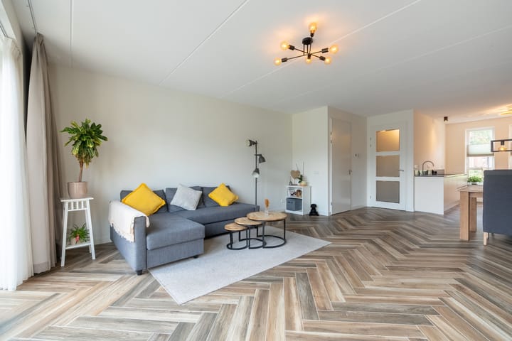 Tussenwoning te koop: Prof. Slicher van Bathlaan 8, Wageningen
