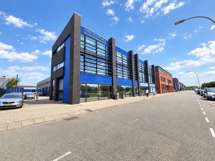 Laan van Waalhaven 299, Den Haag