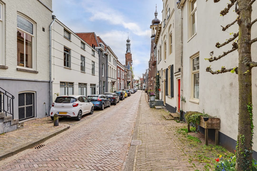 Foto 37 van Lange Steigerstraat 12-A