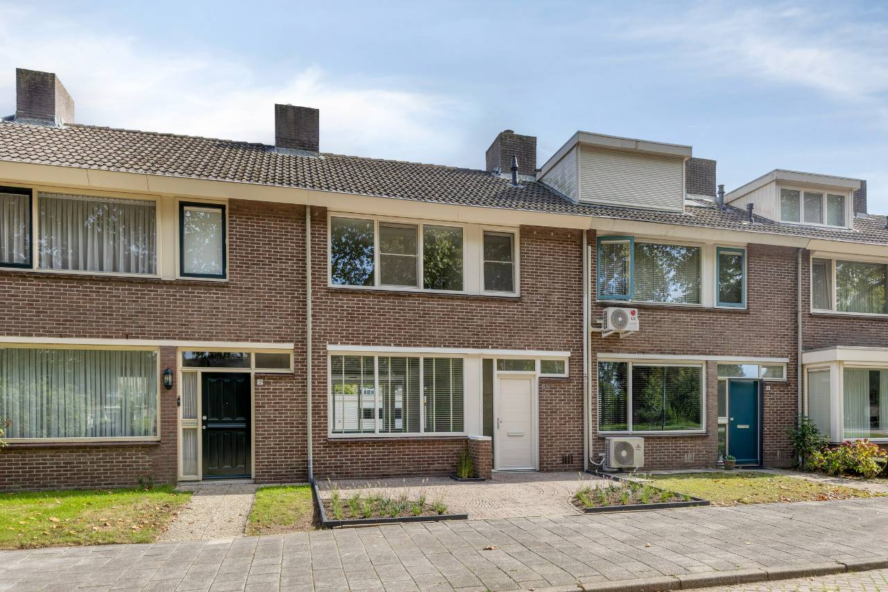 Generaal van der Leythenlaan 10 