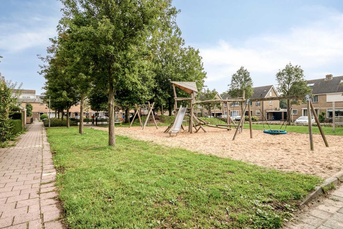 Photo 44 of Teldersstraat 25