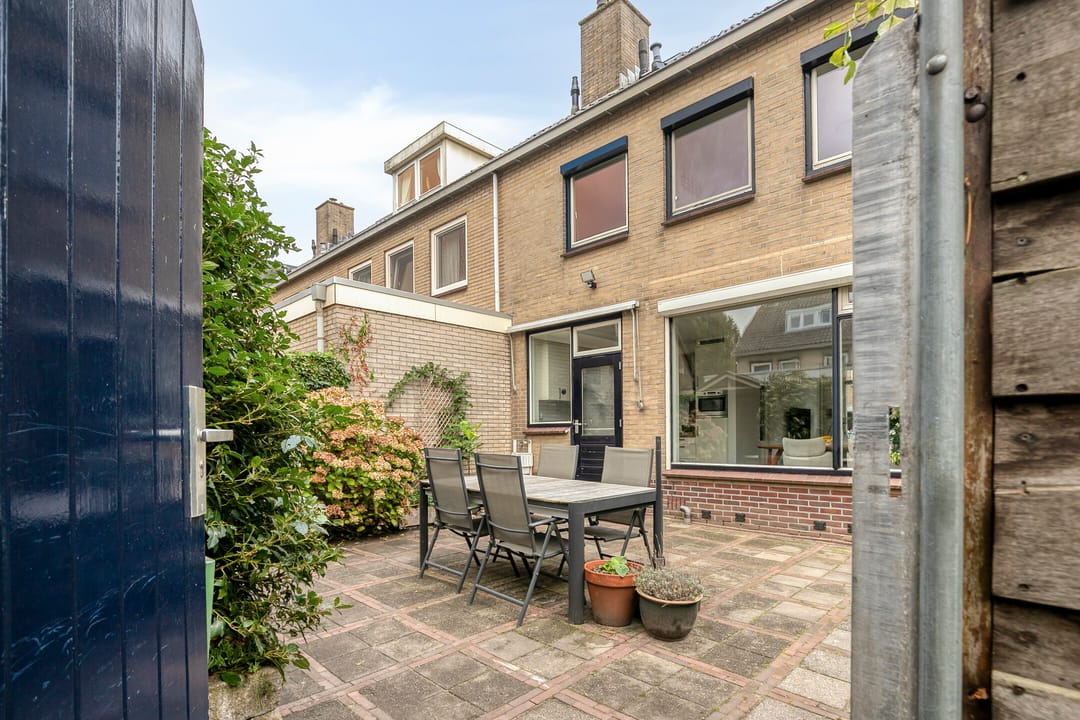 Photo 37 of Teldersstraat 25