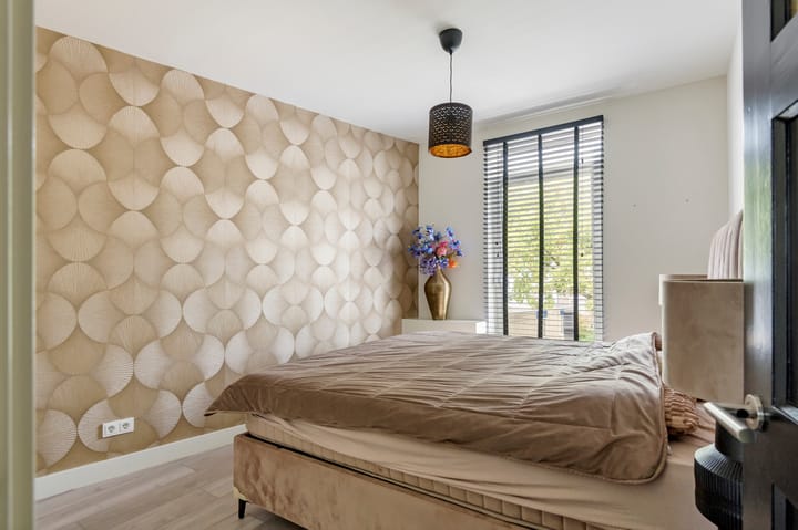 Hoekwoning te koop: Nieuwe Tielseweg 90, Tiel