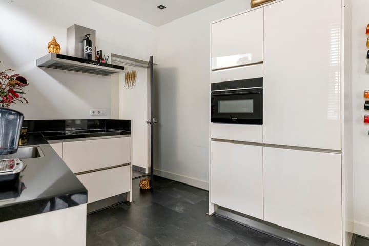 Hoekwoning te koop: Nieuwe Tielseweg 90, Tiel