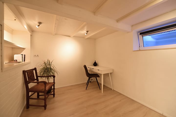 Tussenwoning te koop: Studiostraat 36, Huizen