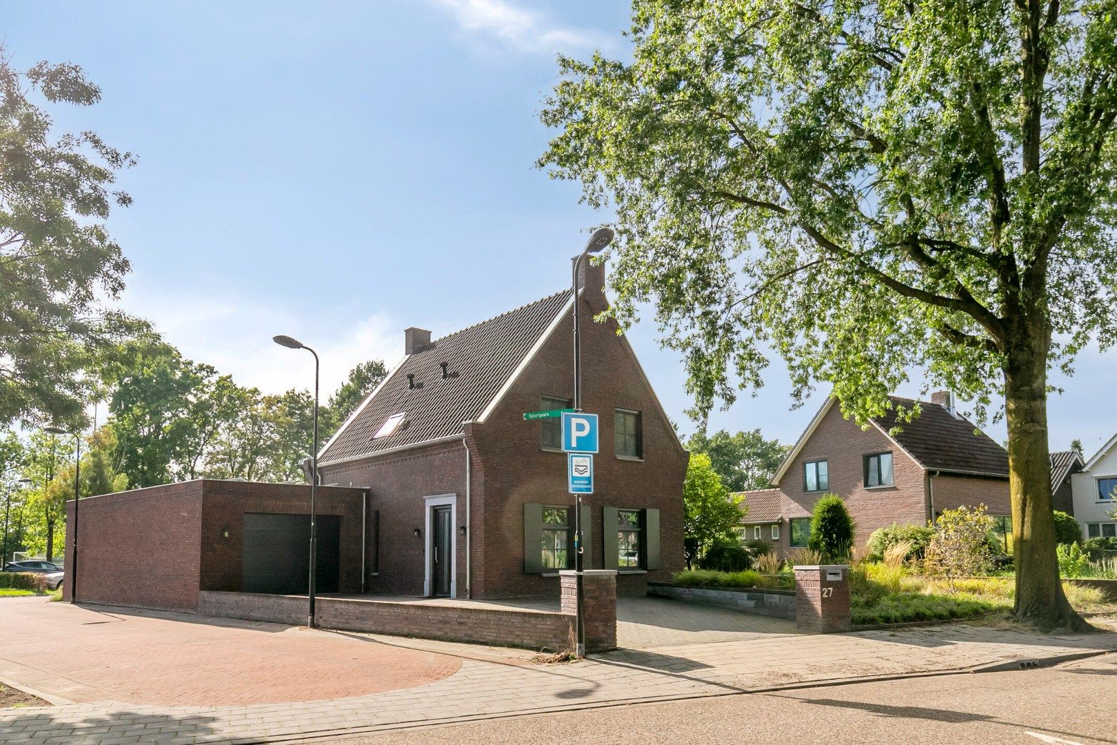 Kluisstraat 27 