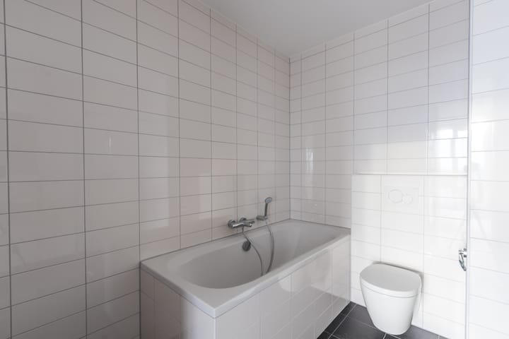 Appartement te huur: Ballonstraat 27, Leiden