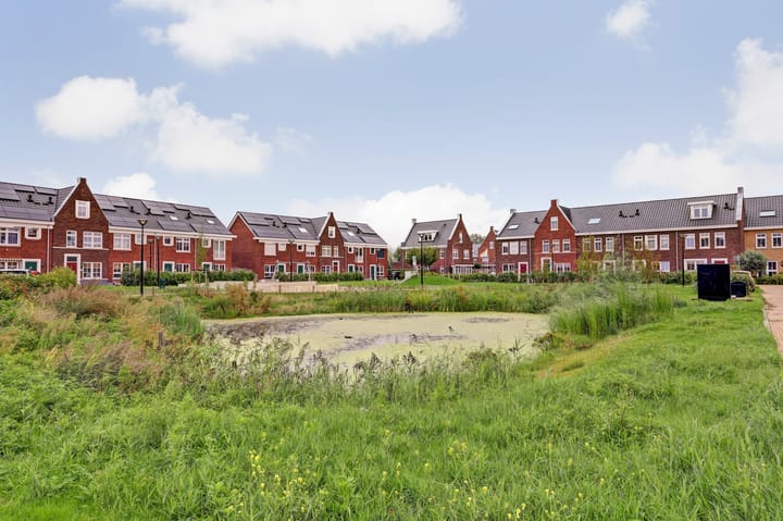 Tussenwoning te koop: Korenbloem 54, Oudenhoorn