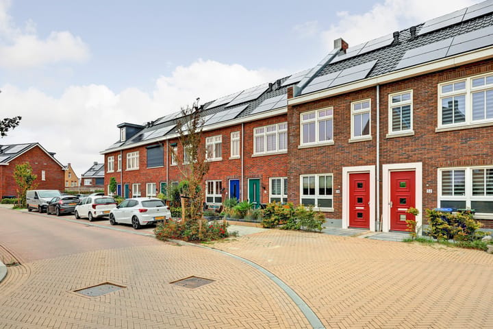 Tussenwoning te koop: Korenbloem 54, Oudenhoorn