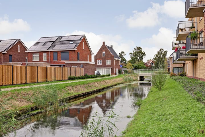 Tussenwoning te koop: Korenbloem 54, Oudenhoorn