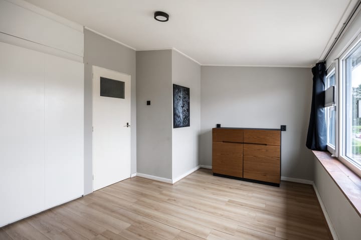 Tussenwoning te koop: kloosterstraat 25, Ten Boer